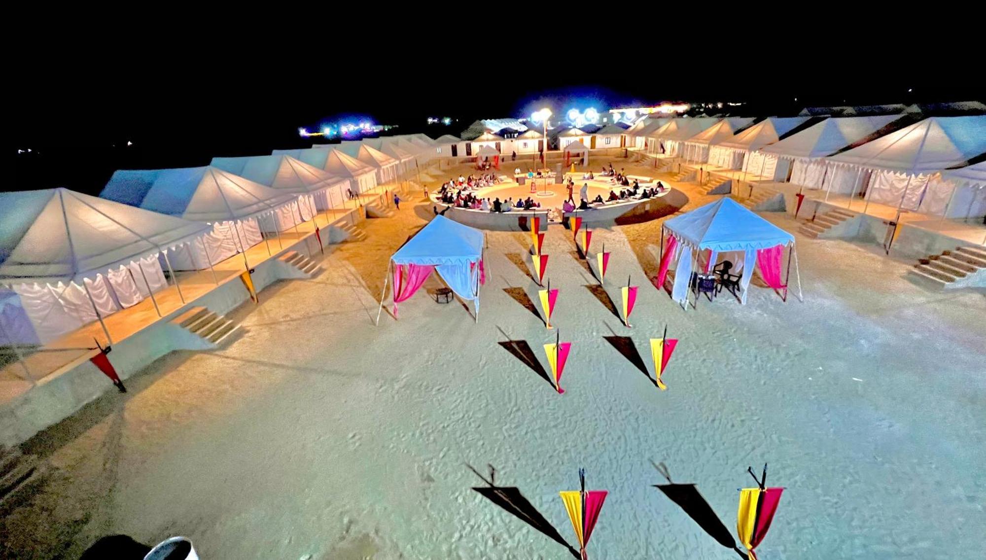 Hotel Raj Safari Jaisalmer Buitenkant foto