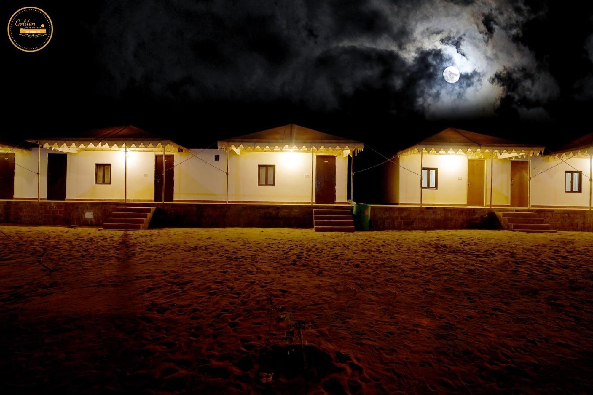 Hotel Raj Safari Jaisalmer Buitenkant foto