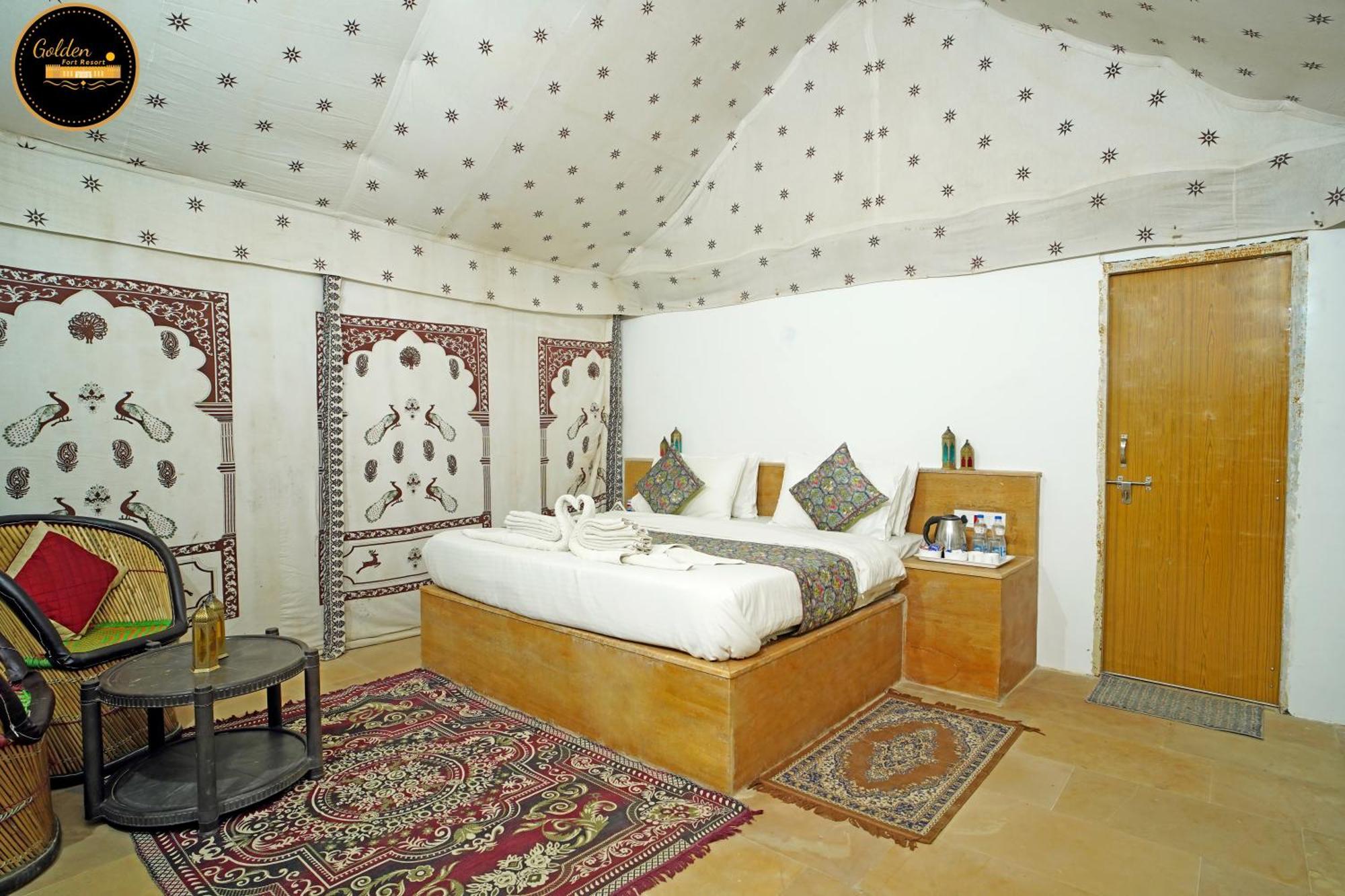 Hotel Raj Safari Jaisalmer Buitenkant foto