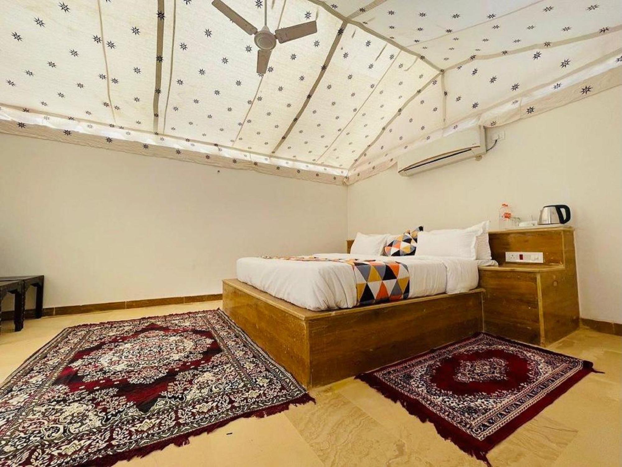 Hotel Raj Safari Jaisalmer Buitenkant foto